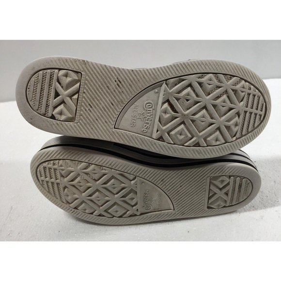 Converse Chuck Taylor All Star Platform Eva Hi Strawberry AOP Girls SZ 12.5 - Picture 12 of 12